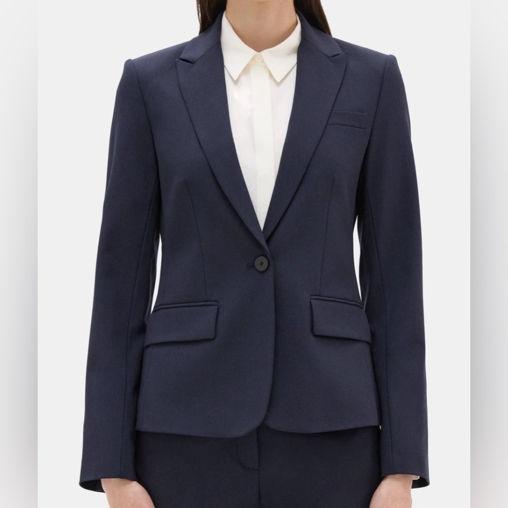 Theory Navy slim fit women's blazer. NWOT